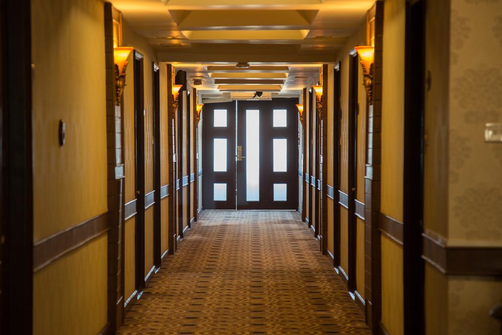 Hotel Yangon Esterno foto