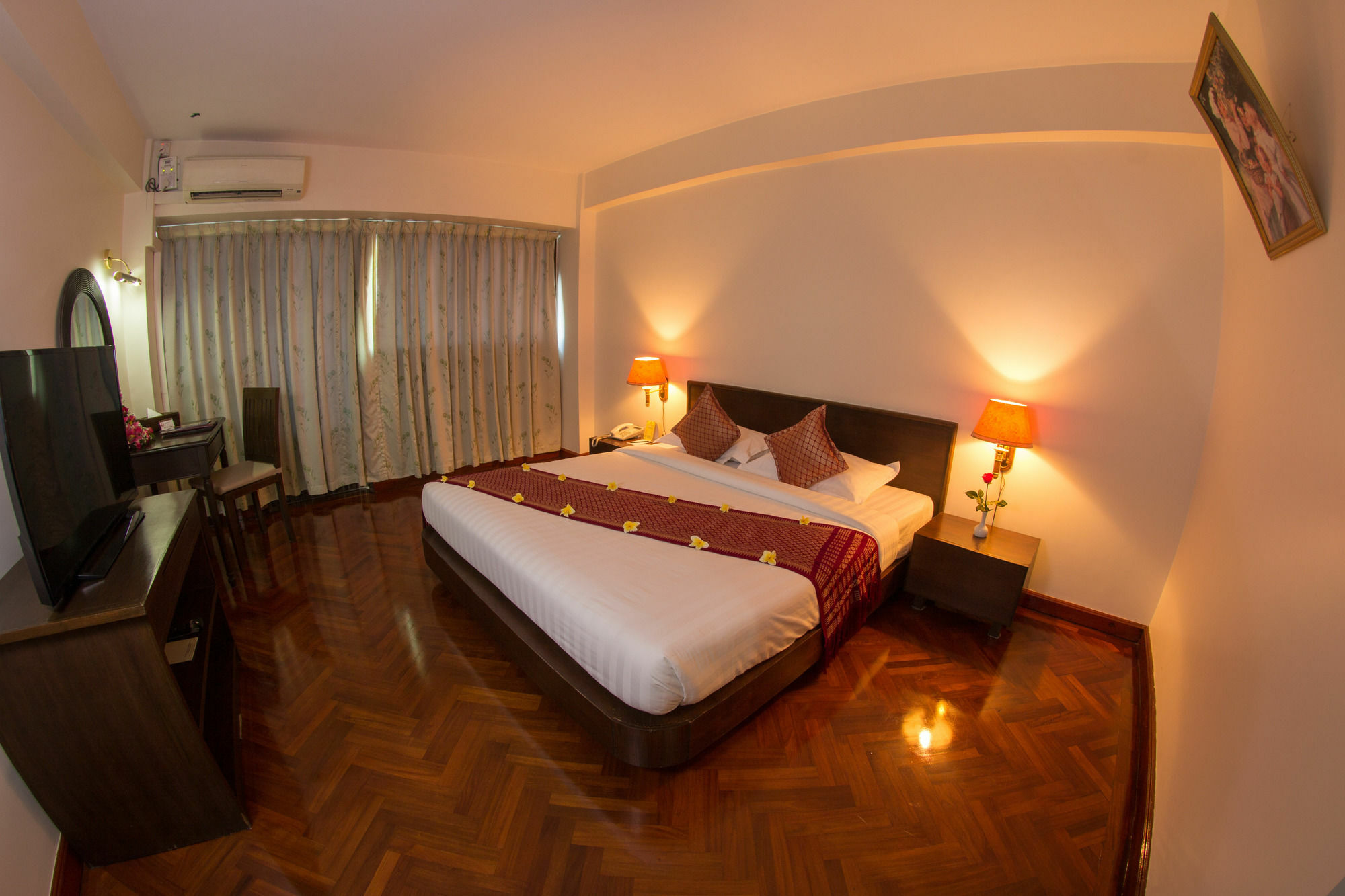 Hotel Yangon Esterno foto