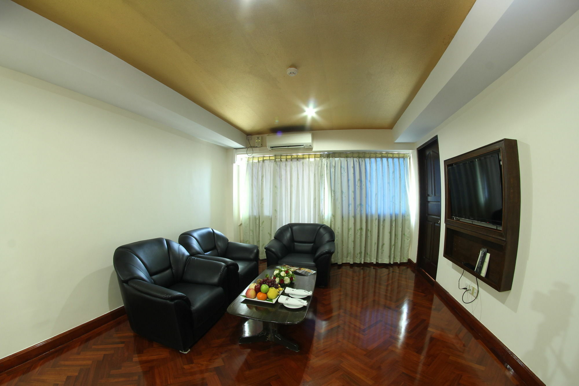 Hotel Yangon Esterno foto